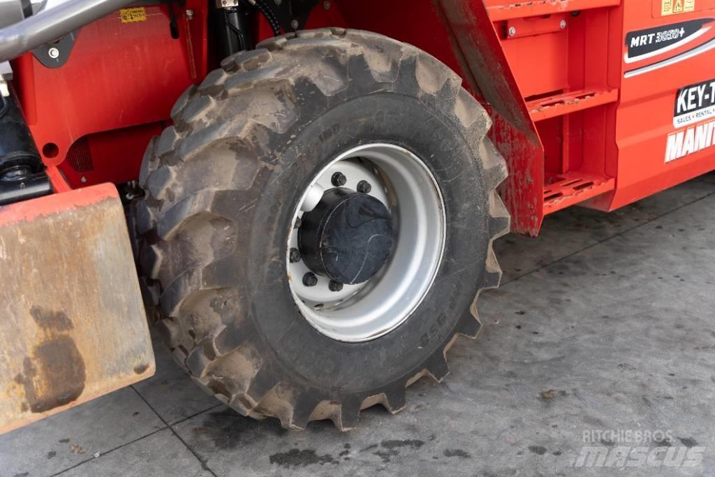 Manitou MRT 3050+ Телескопични товарачи