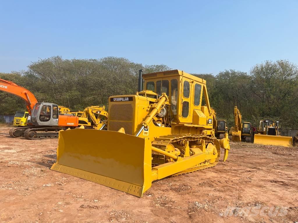 CAT D7G Верижни булдозери
