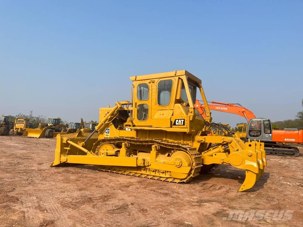 CAT D7G Верижни булдозери

