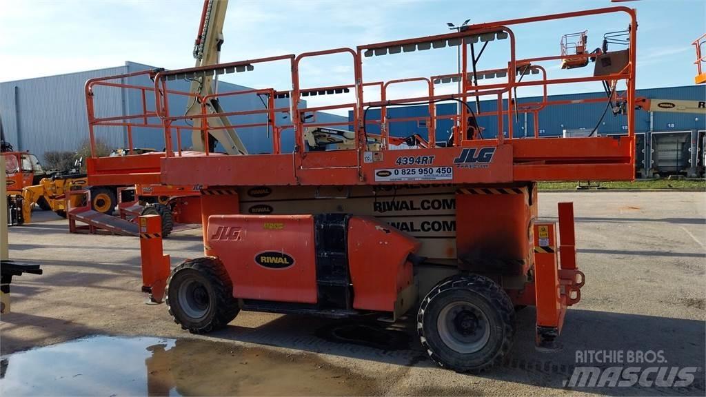 JLG 4394RT Ножични работни платформи