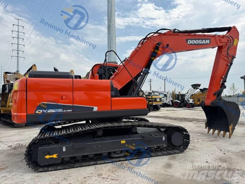 Doosan DX 225 LC-9C Верижен екскаватор