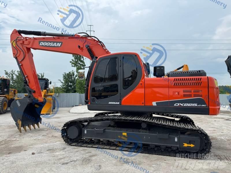 Doosan DX 225 LC-9C Верижен екскаватор
