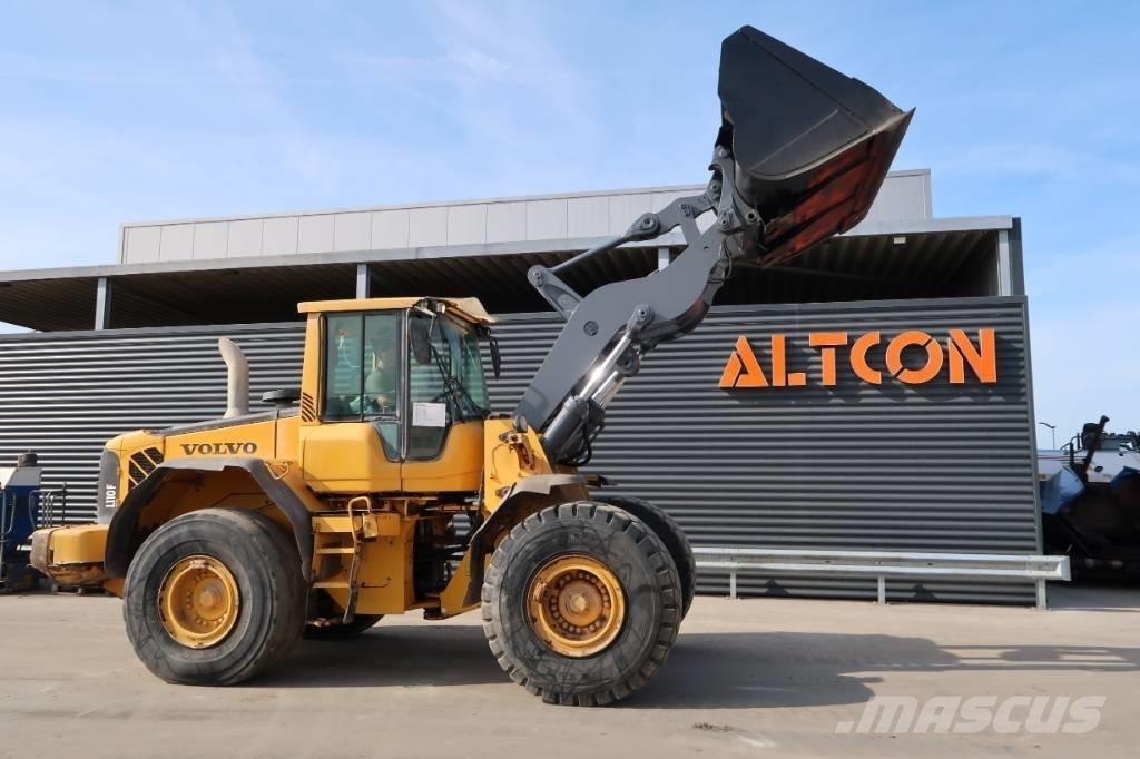 Volvo L110F Колесни товарачи