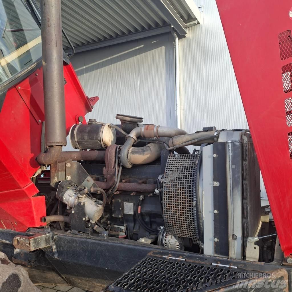Komatsu 840.4 Форуардери