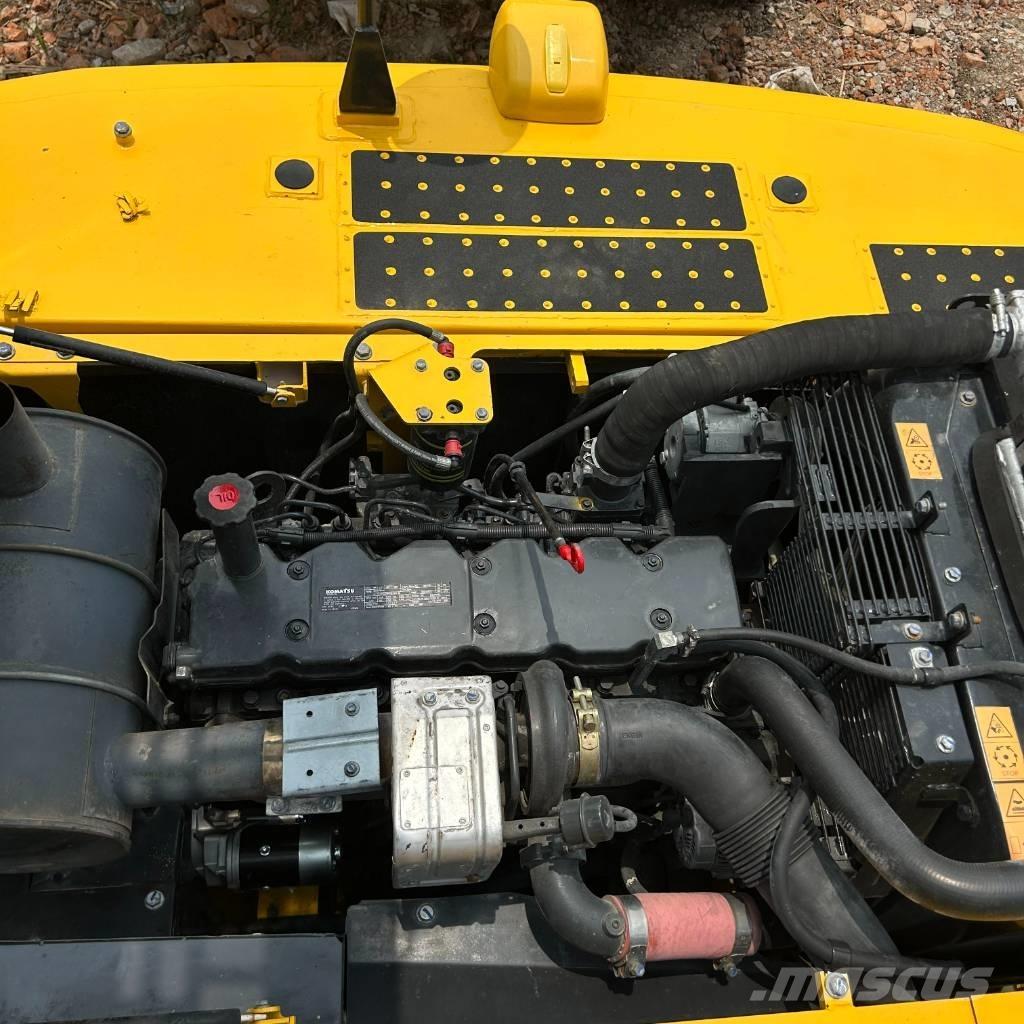 Komatsu 240-8 Верижен екскаватор