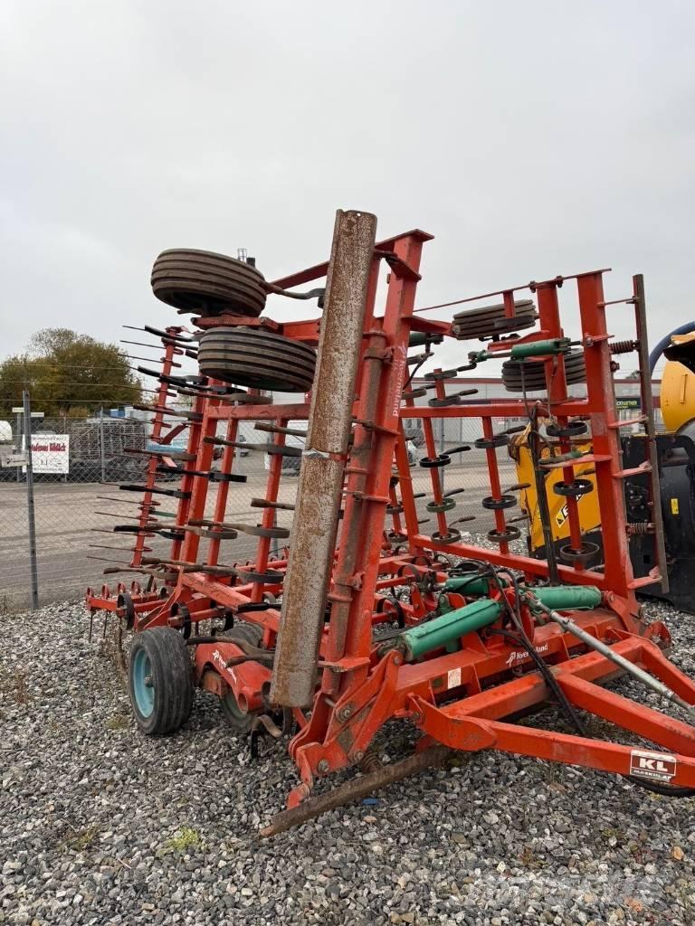 Kverneland TTA7 Harv Брани