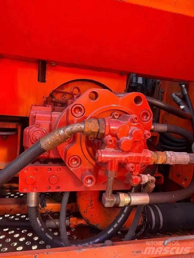 Doosan DH 300 LC-7 Верижен екскаватор