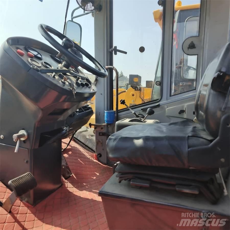 XCMG XS 263 J Еднобарабанни ролки

