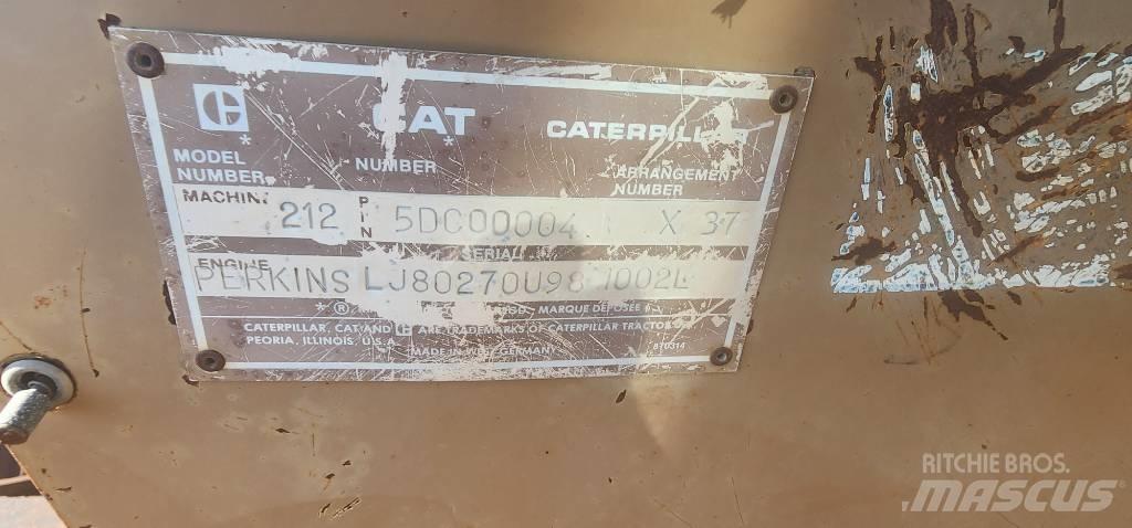 CAT 212 Колесни екскаватори