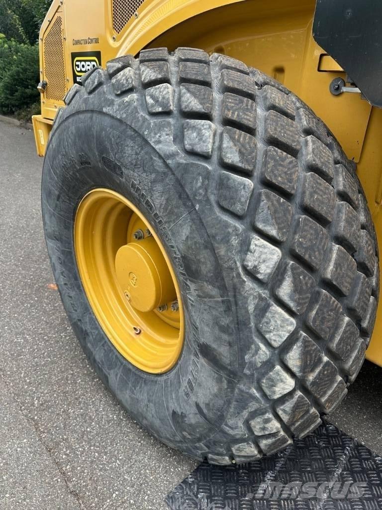 CAT CS 66 B Еднобарабанни ролки
