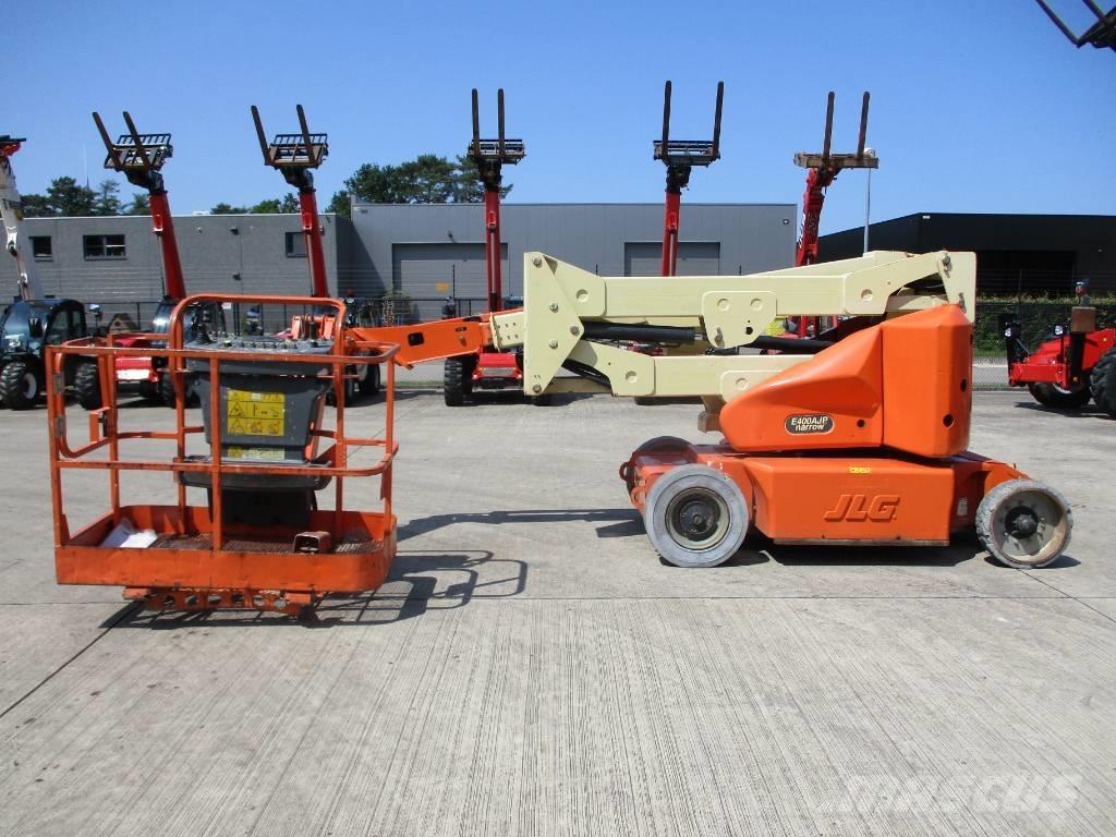 JLG E 400 AJPN (146) Компактни самоходни стрелови подемници
