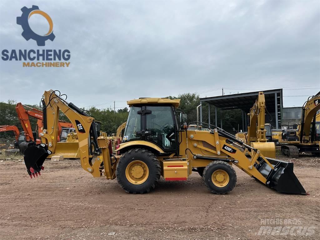 CAT 420 F Товарач със заден ексватор