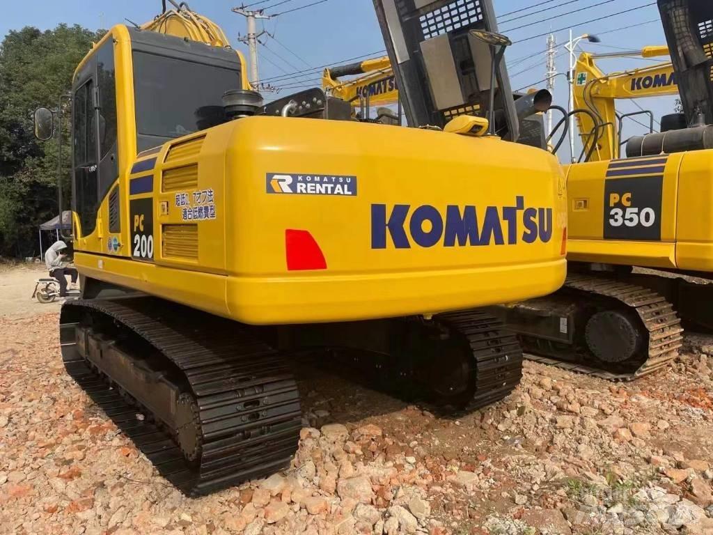 Komatsu PC200 Верижен екскаватор