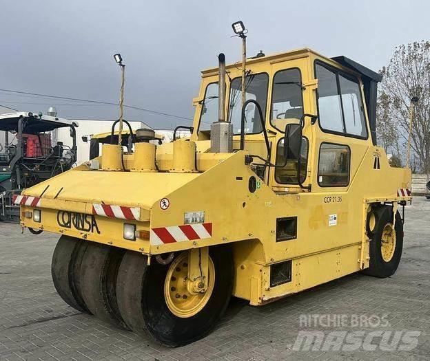 Corinsa CCR 2135 Пневматични гумени  ролки
