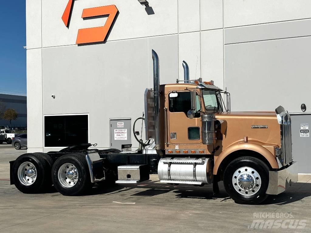 Kenworth W 900 Влекачи