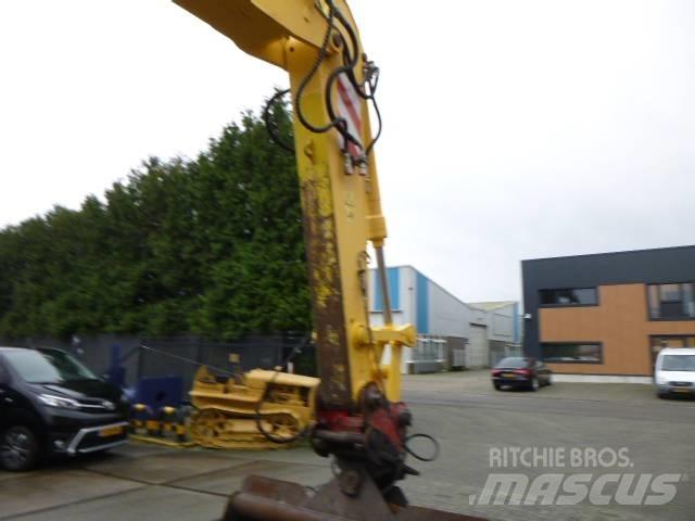 New Holland MH Plus Колесни екскаватори
