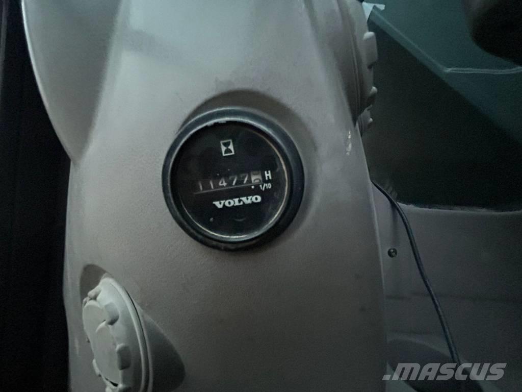 Volvo ECR 235 Верижен екскаватор