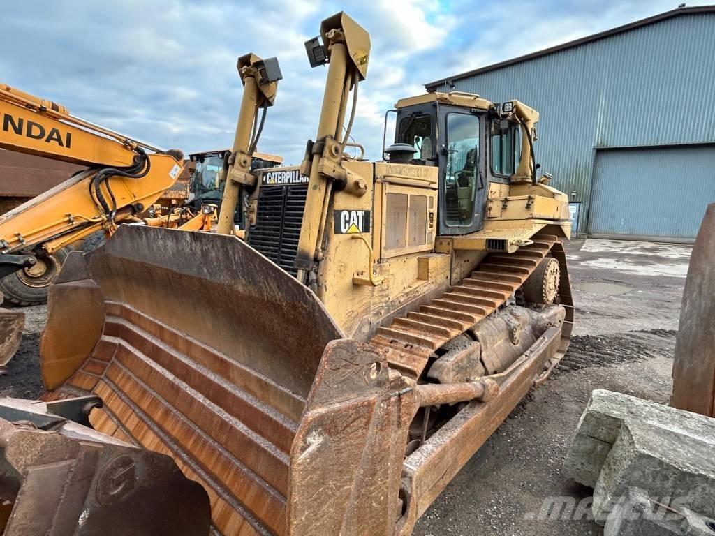 CAT D 8 N Верижни булдозери
