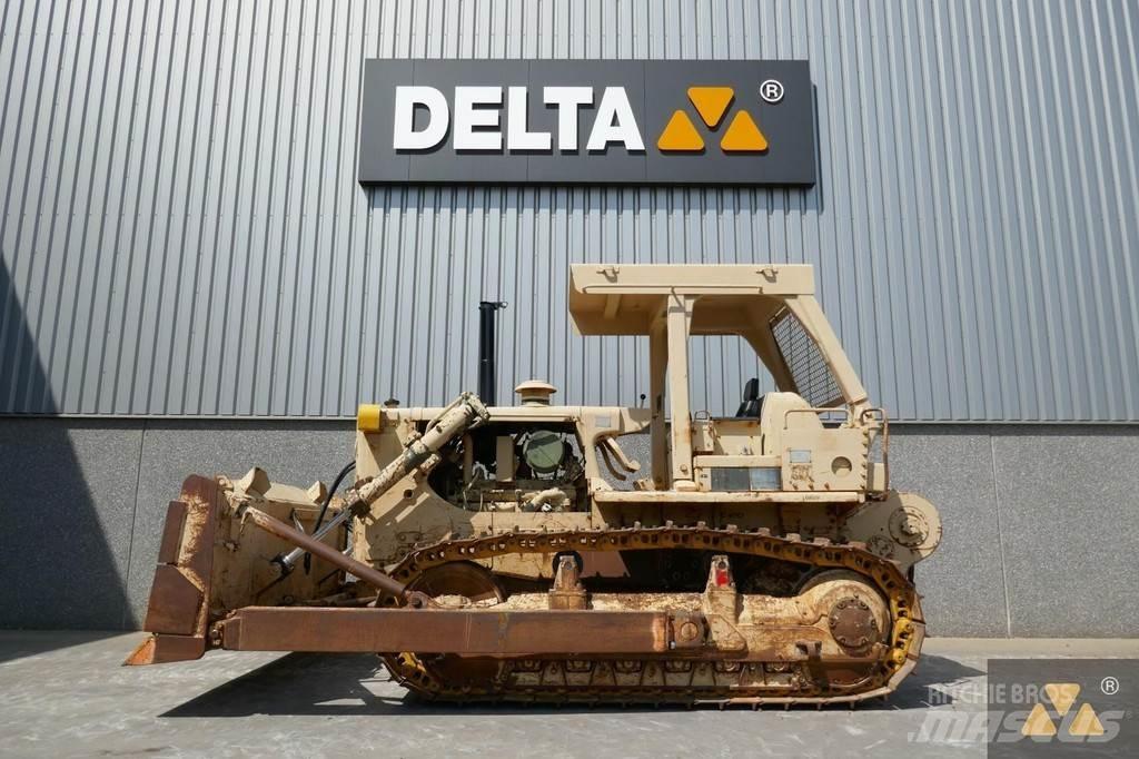 CAT D7G Ex-army Верижни булдозери
