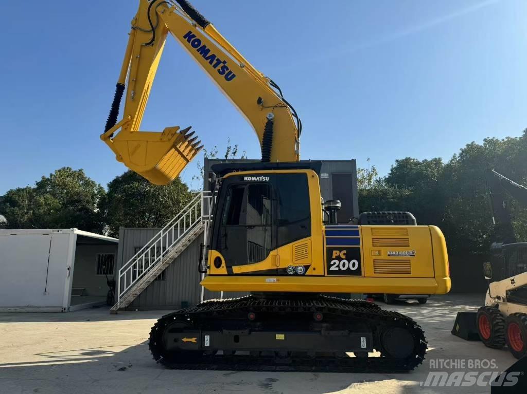 Komatsu PC 200-8 Верижен екскаватор