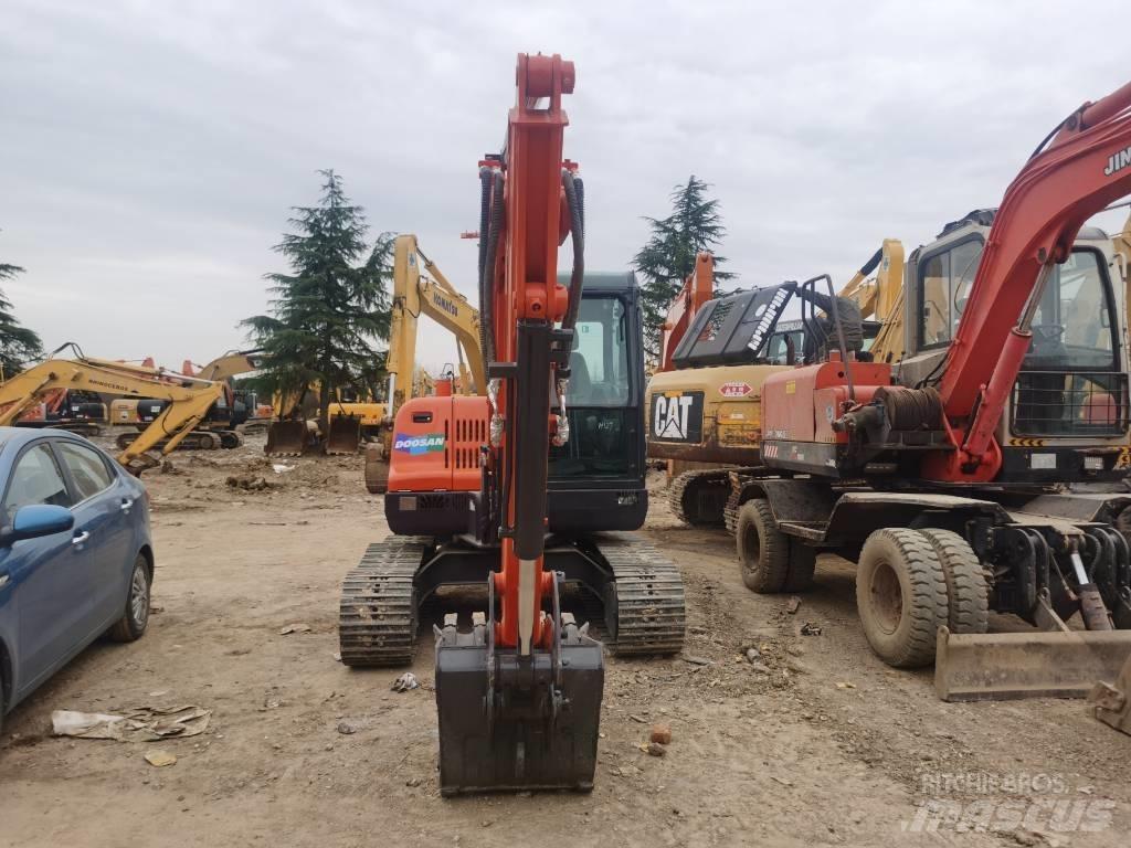 Doosan DX 60 Мини екскаватори < 7 т