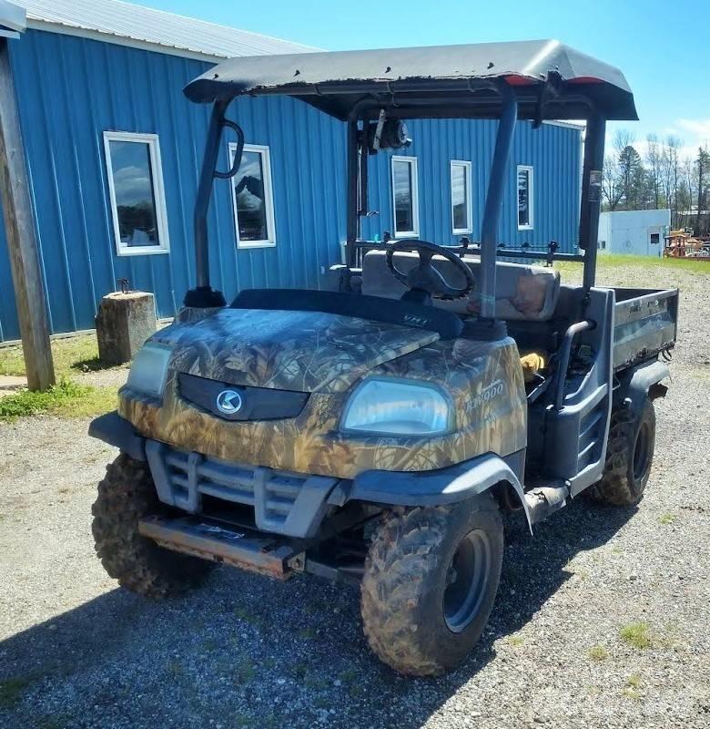 Kubota RTV 900 Комунални съоражения