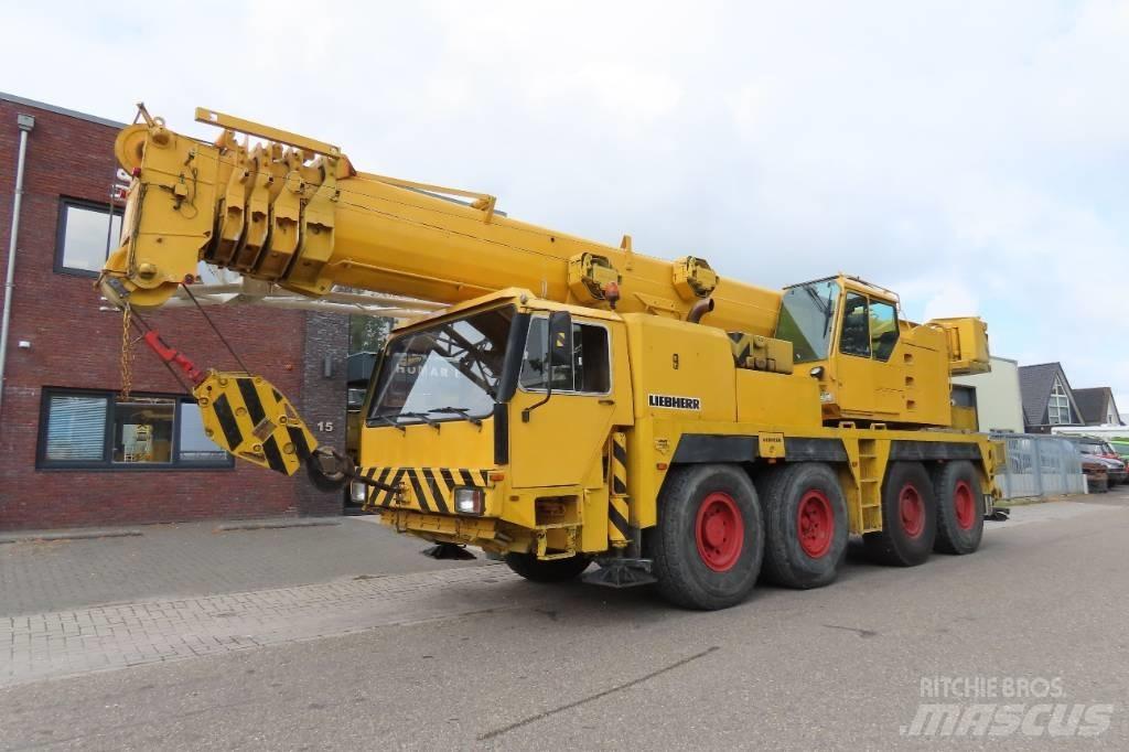 Liebherr LTM 1070-1 Всъдеходни кранове