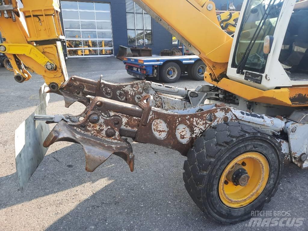 Menzi Muck M525 Колесни екскаватори