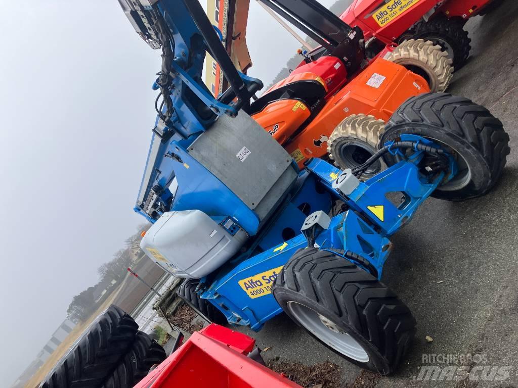 Genie Z 135/70 Съчленени стрелови подемници