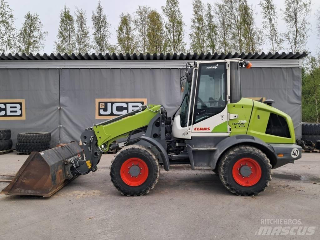 CLAAS 738T Телескопични челни товарачи
