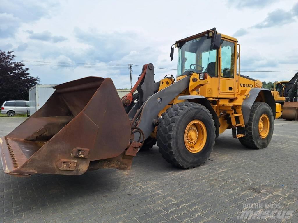Volvo L 90 E Колесни товарачи