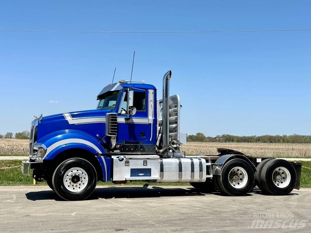 Mack Titan TD 713 Други