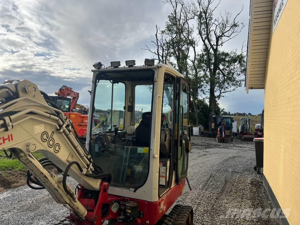 Takeuchi TB 225 Мини екскаватори < 7 т