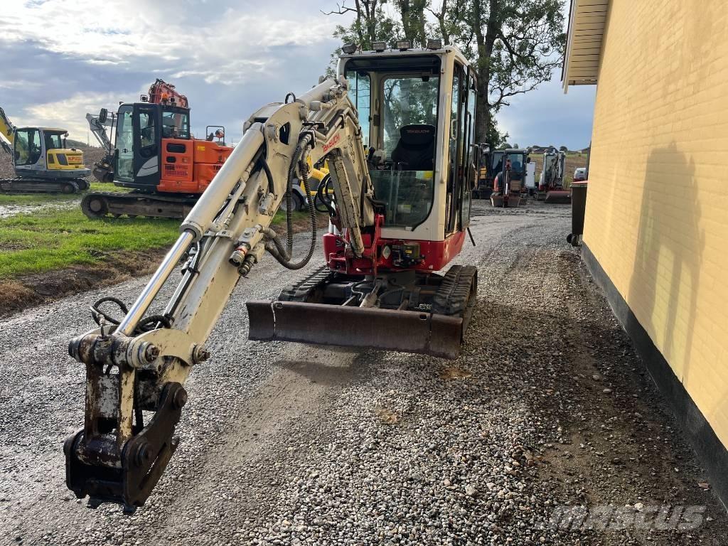 Takeuchi TB 225 Мини екскаватори < 7 т