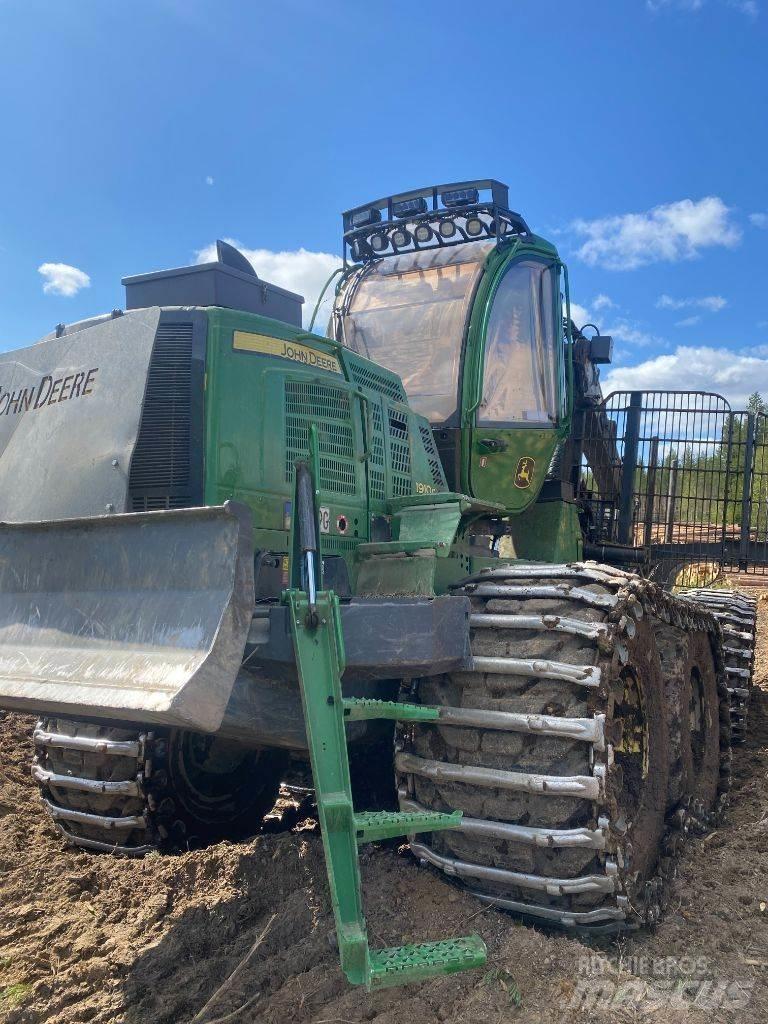 John Deere 1910G Форуардери