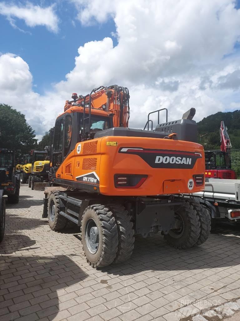 Develon DX 170 W-7 Колесни екскаватори