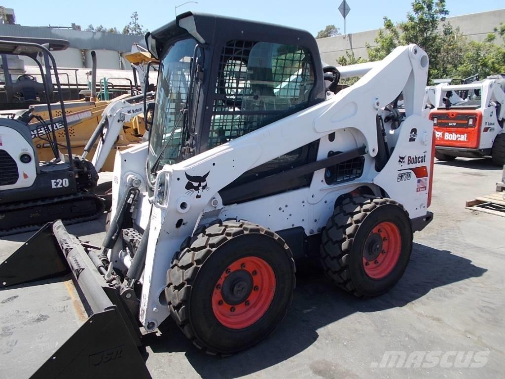 Bobcat S770 Мини товарачи
