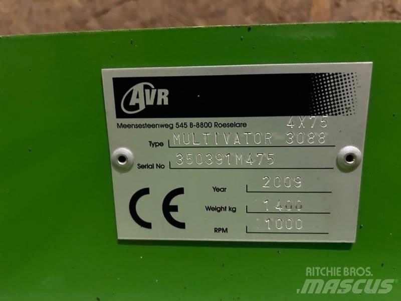 AVR Multivator Машини за събиране на картофи - Други