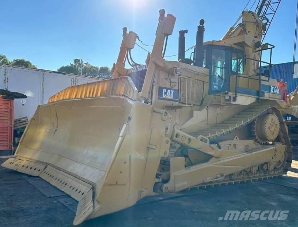 CAT D 10 R II Верижни булдозери
