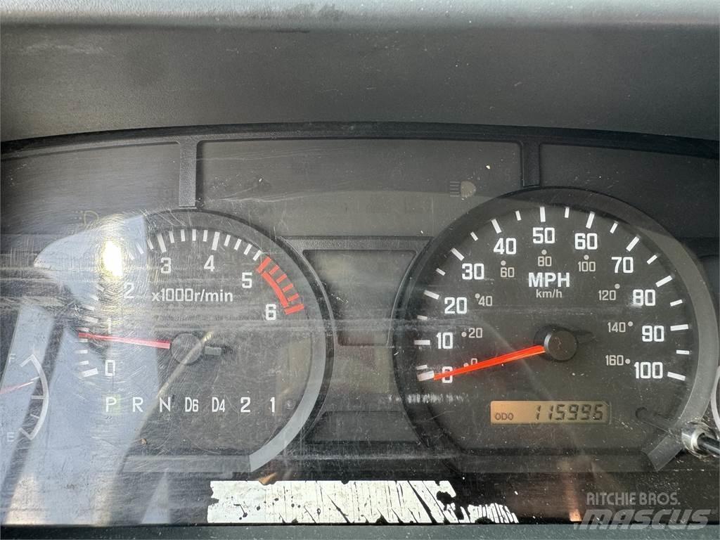 Isuzu NPR HD Самосвал