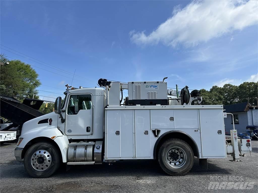 Kenworth T270 Общински/универсални превозни средства
