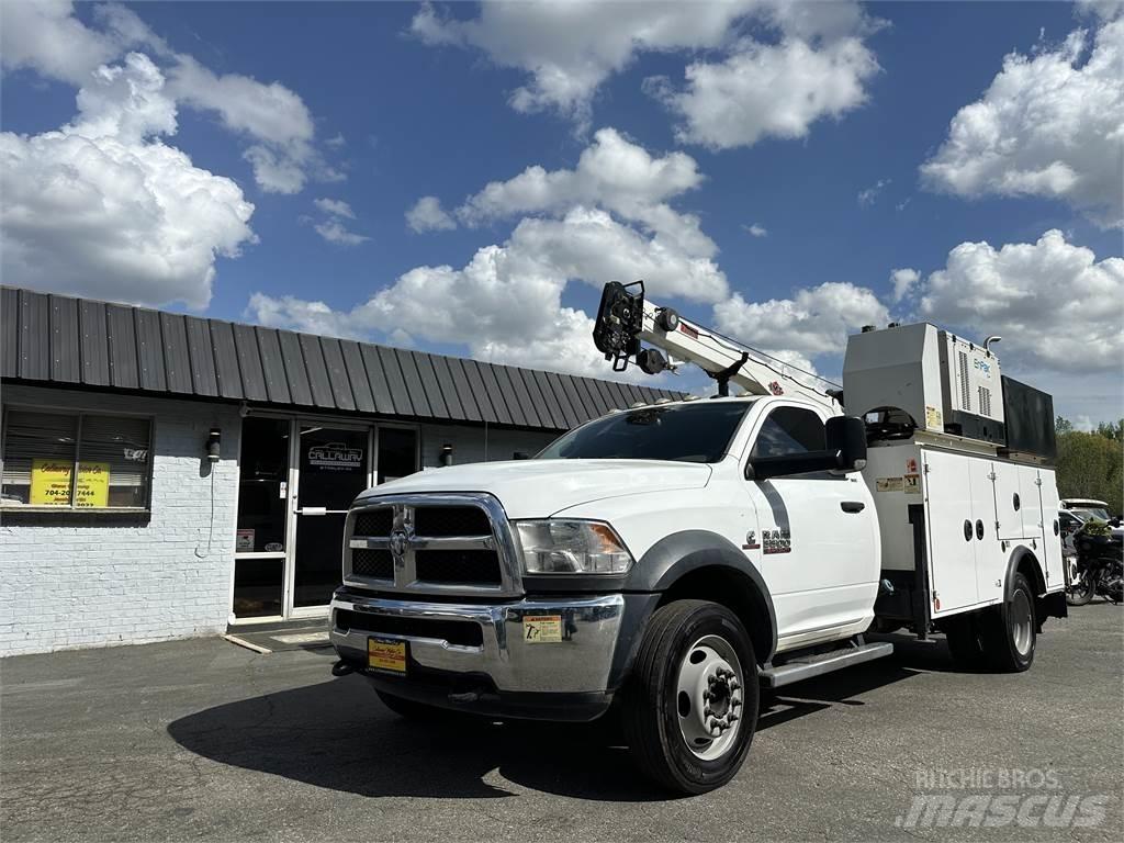 RAM 5500 Общински/универсални превозни средства
