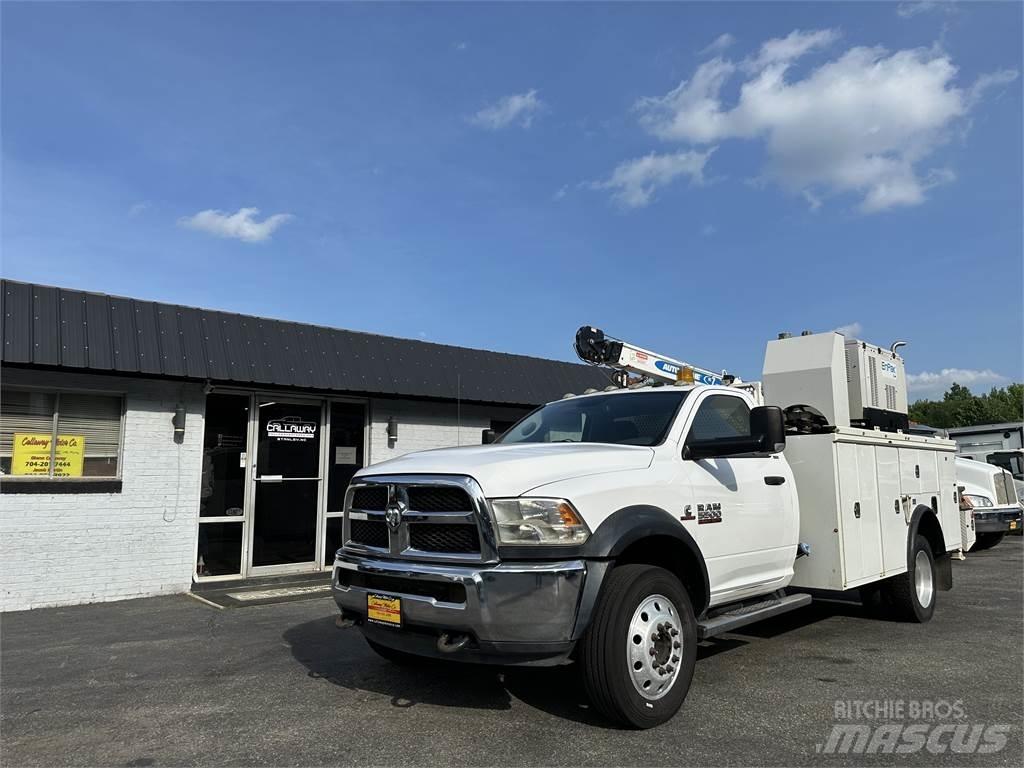 RAM 5500 Общински/универсални превозни средства

