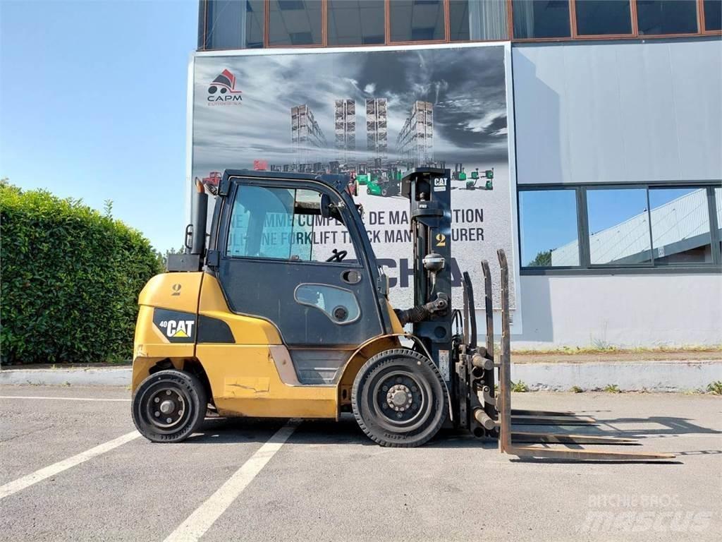 CAT DP40N Вилични кари-повдигачи - други