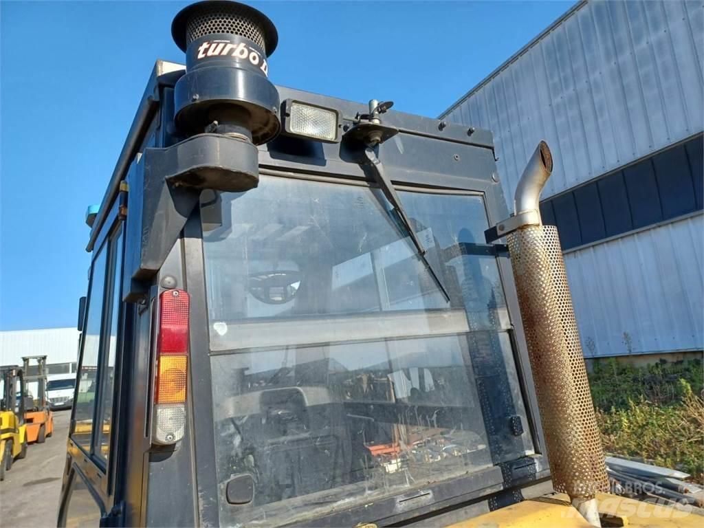 CAT DP50K2 Вилични кари-повдигачи - други