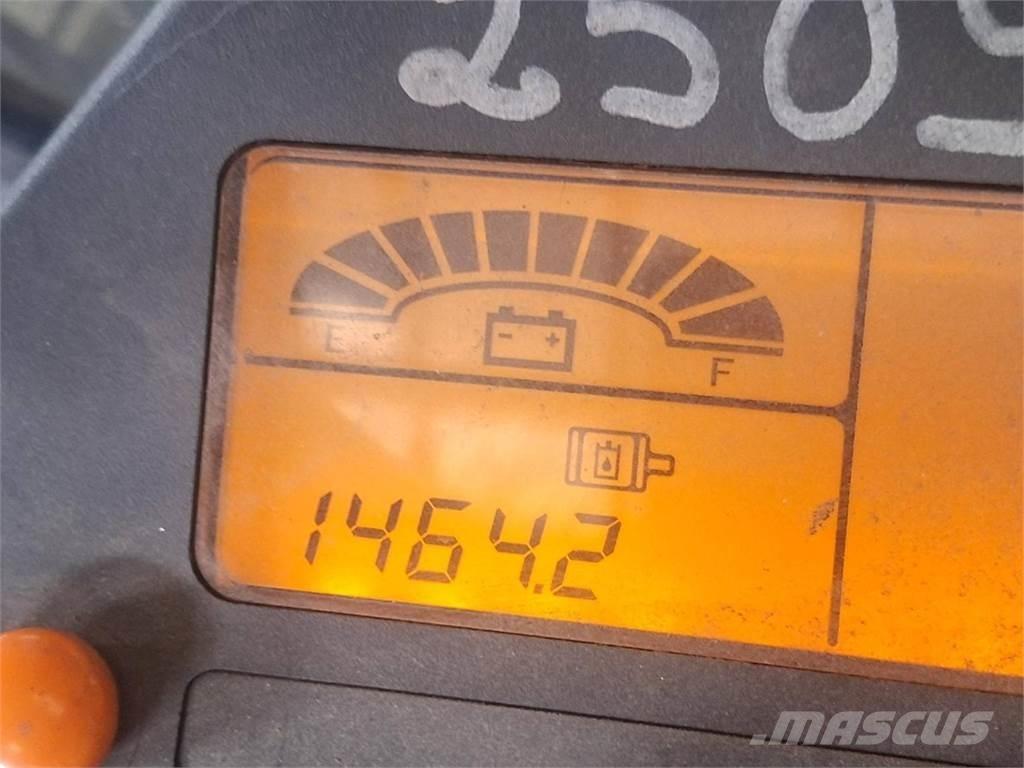 CAT EP25K-PAC Вилични кари-повдигачи - други