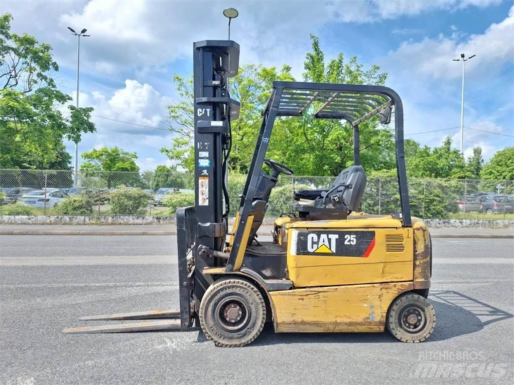 CAT EP25KP Вилични кари-повдигачи - други