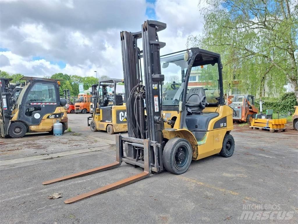 CAT GP25N Вилични кари-повдигачи - други