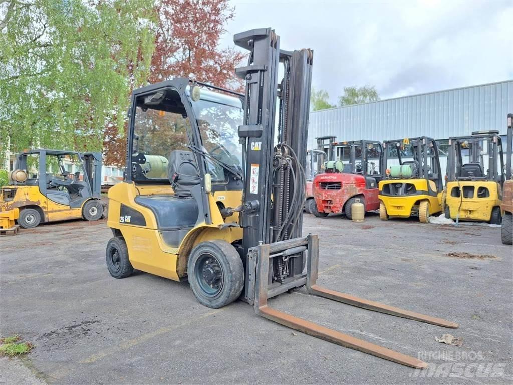 CAT GP25N Вилични кари-повдигачи - други