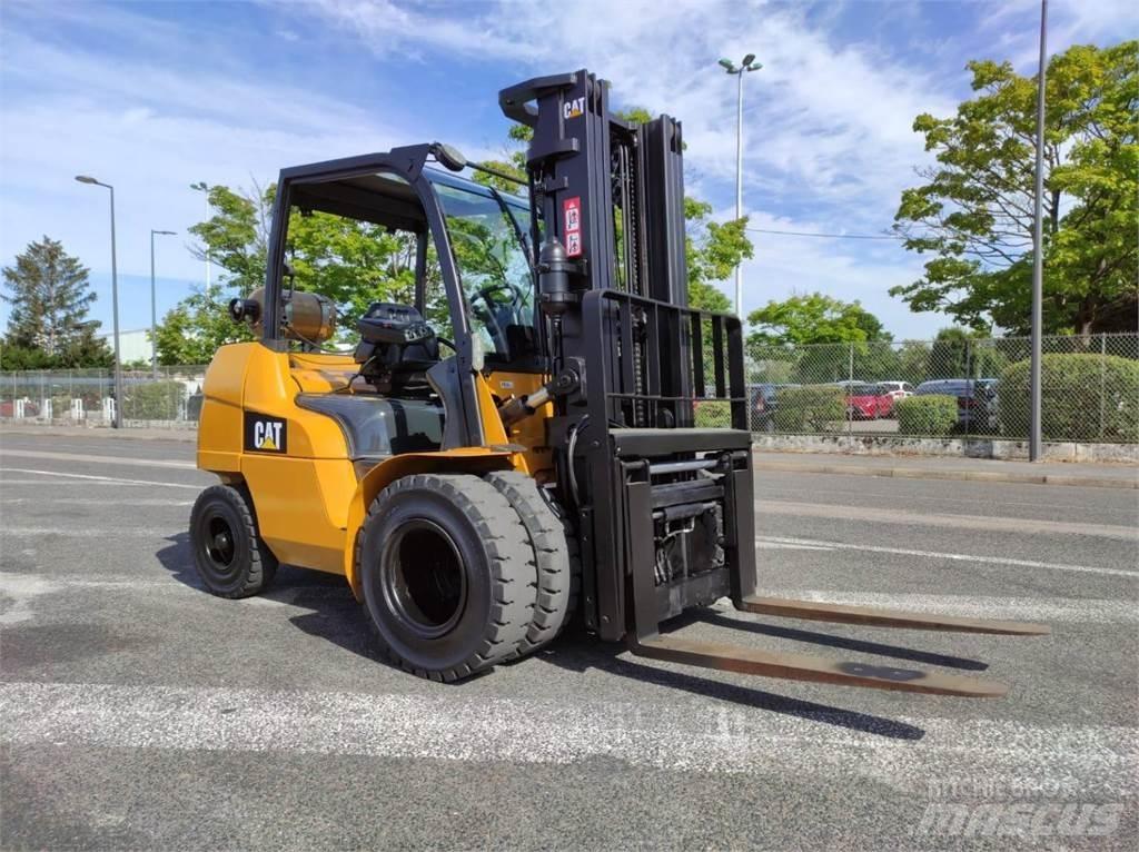 CAT GP40N Вилични кари-повдигачи - други